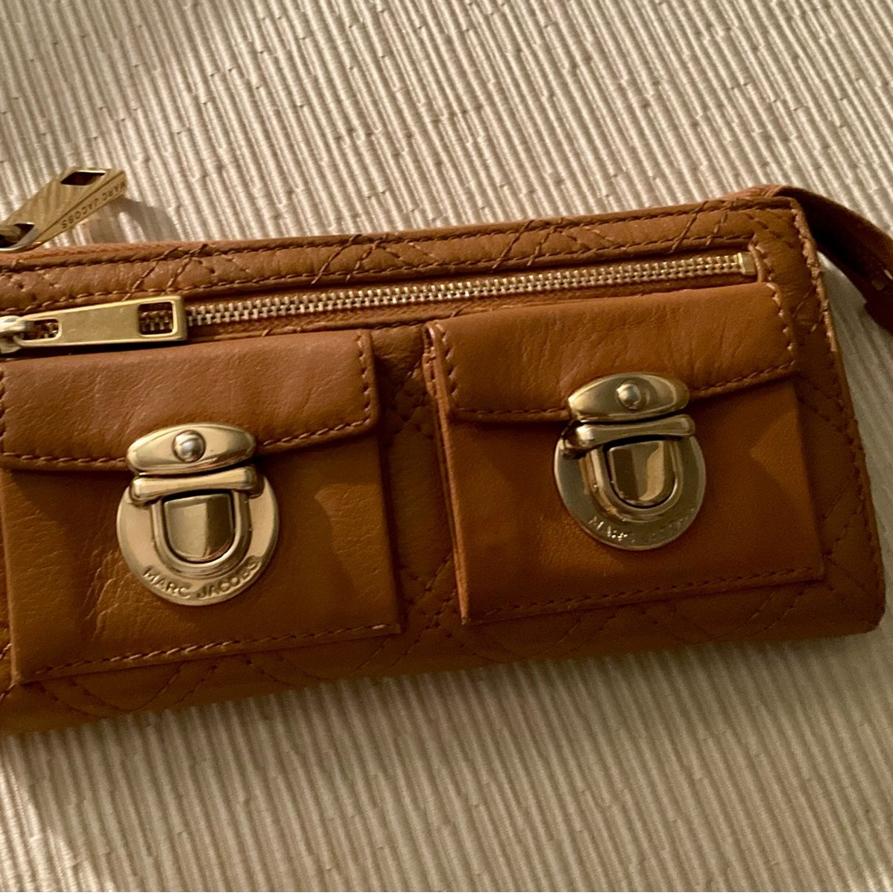 Marc Jacobs Caramel Leather Wallet with Gold Accents